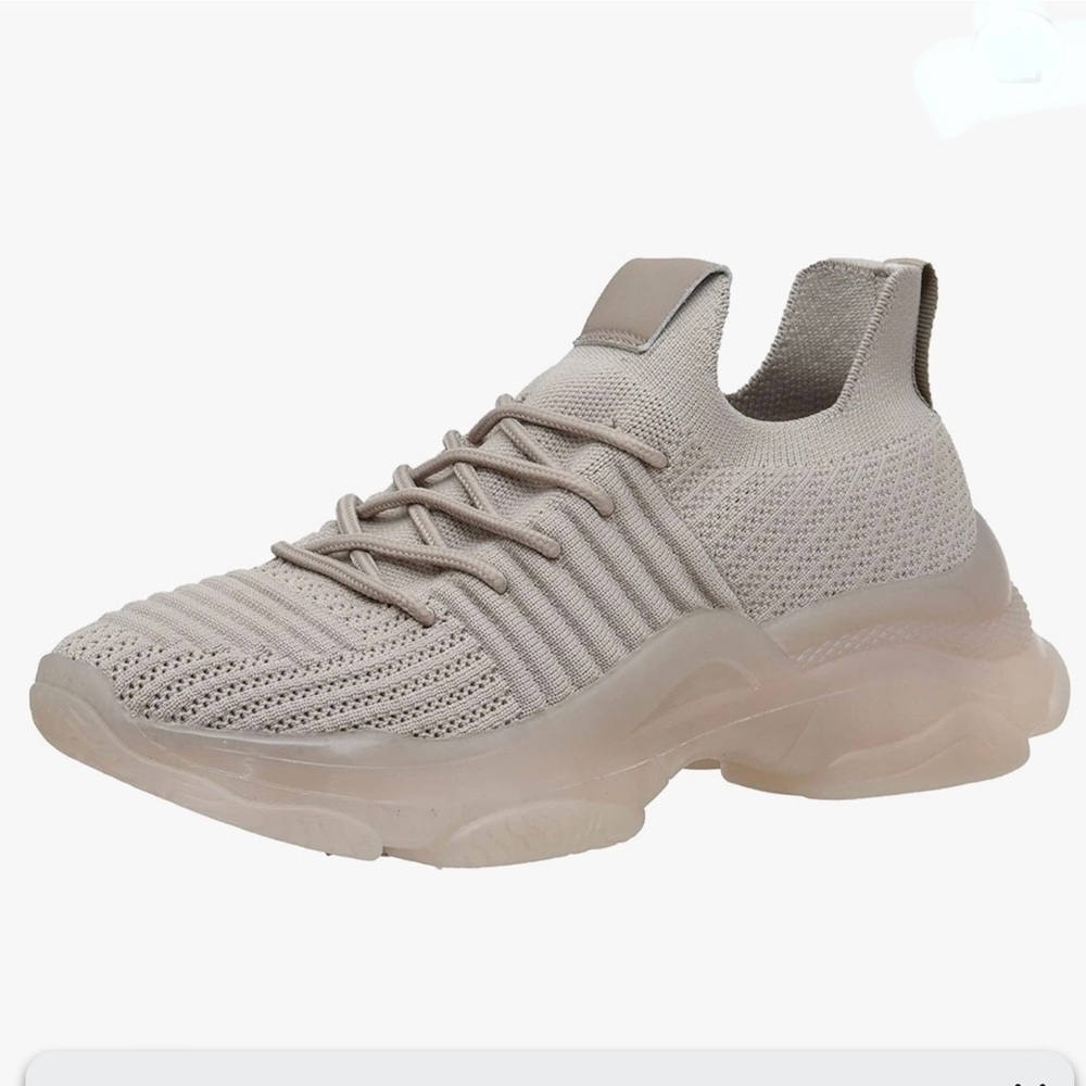 CUSHIONAIRE Women's Taupe color Apolo Knit Sneakers + Memory Foam size 9M